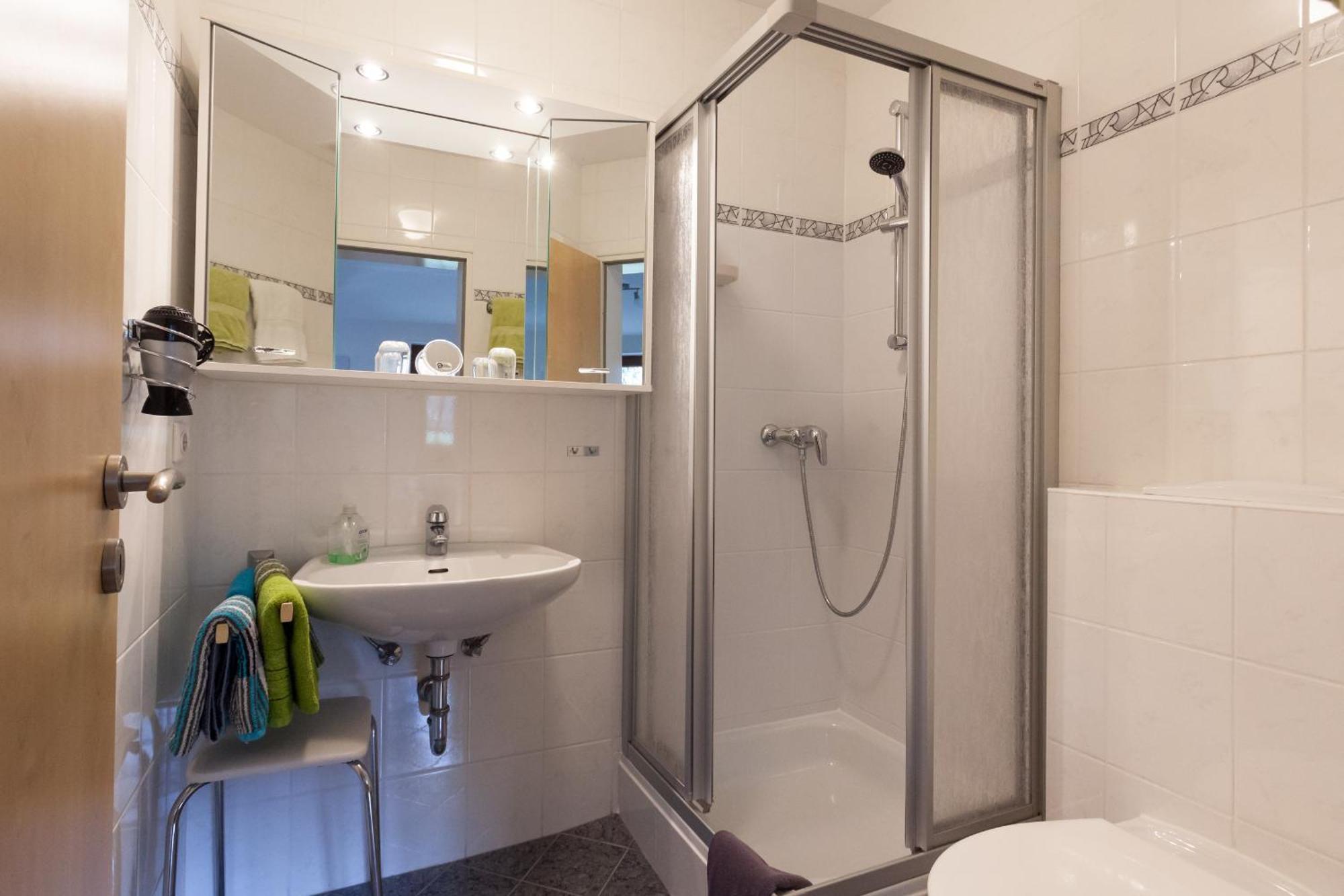 וילינגן Haus Alexandra Inkl Meinecard Plus מראה חיצוני תמונה